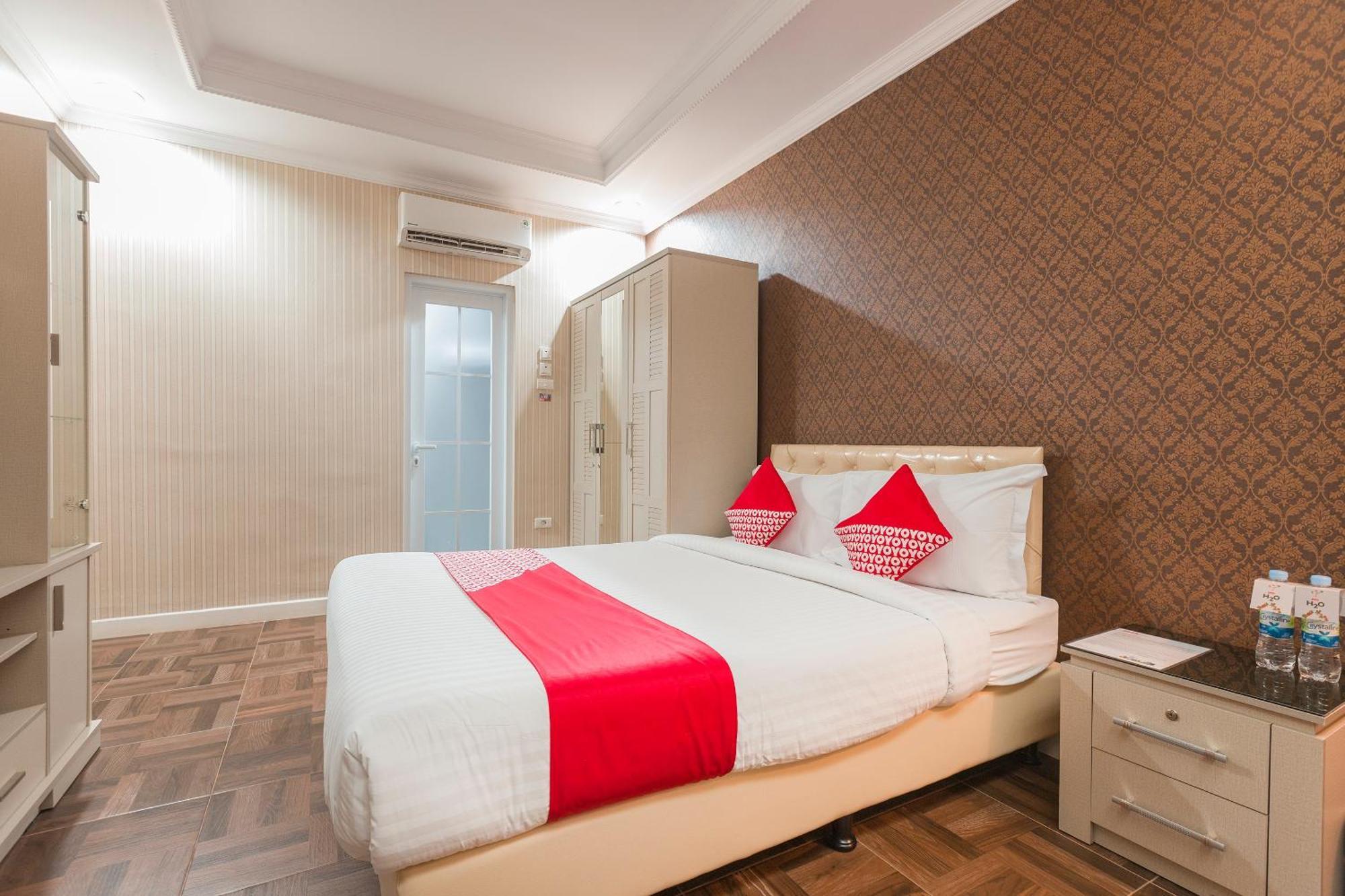 Super Oyo Capital O 371 Kwitang Guest House Jakarta Exterior foto