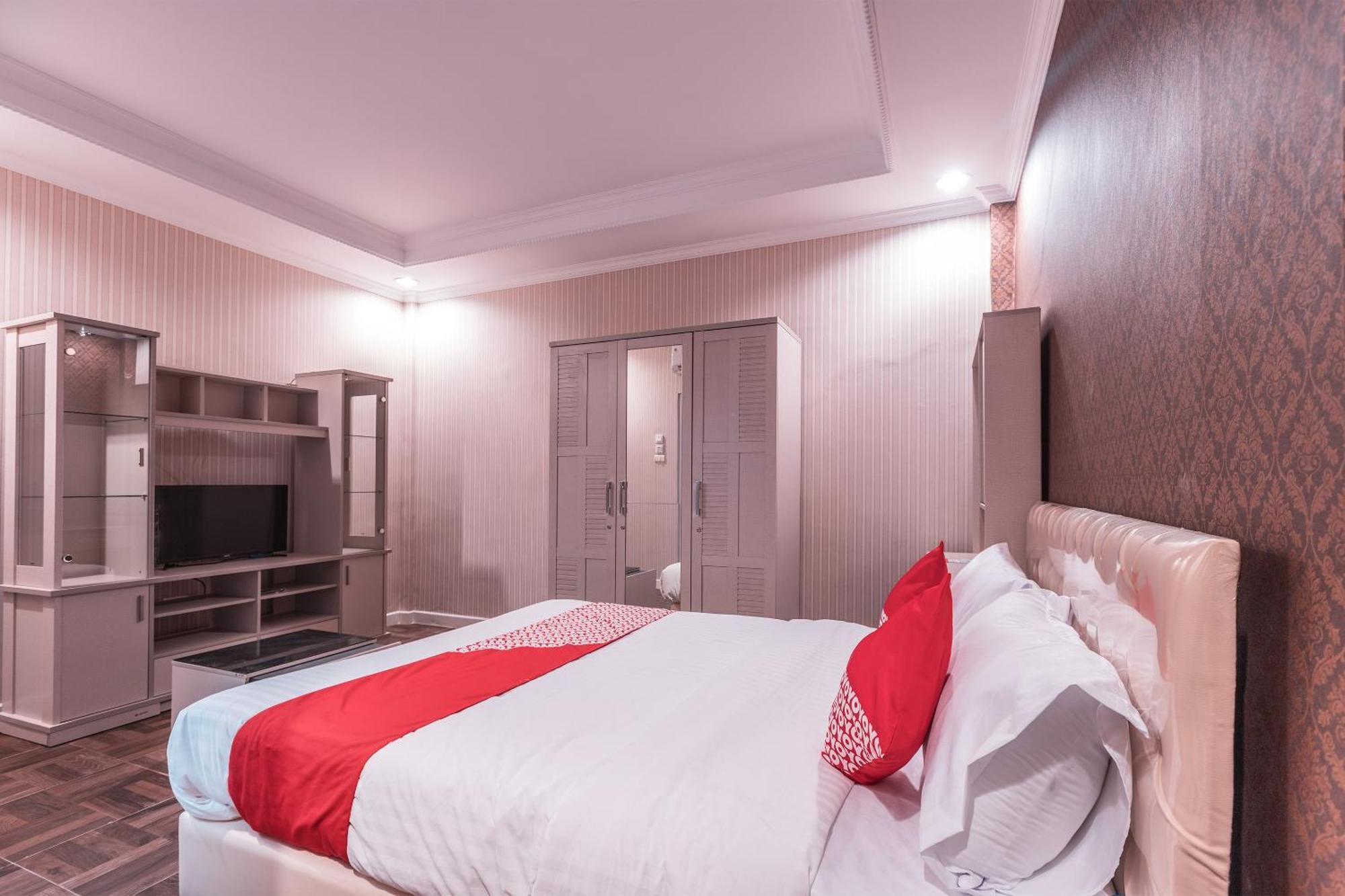 Super Oyo Capital O 371 Kwitang Guest House Jakarta Exterior foto