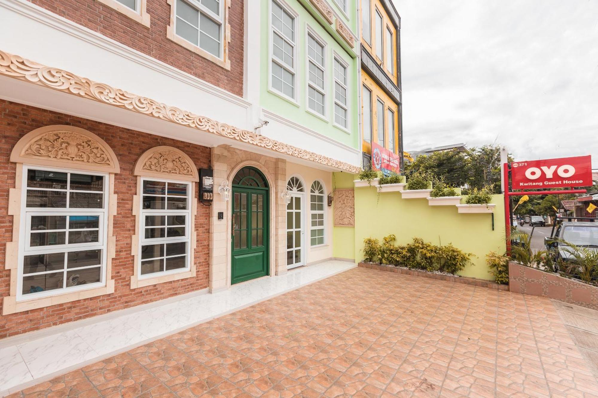 Super Oyo Capital O 371 Kwitang Guest House Jakarta Exterior foto